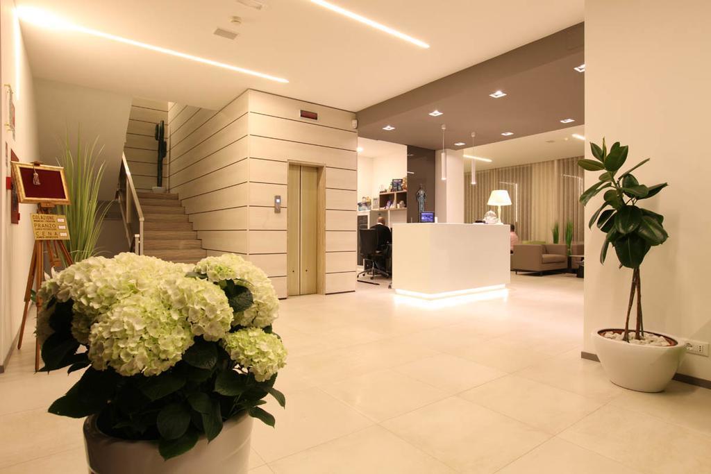 Hotel Derby S Лидо ди Йезоло Екстериор снимка