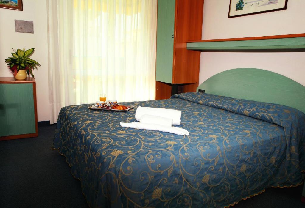 Hotel Derby S Лидо ди Йезоло Стая снимка